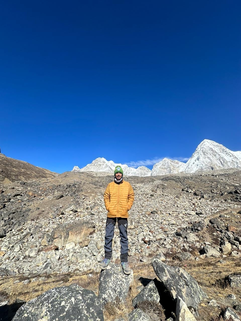 JAG Mt. Kailash Series Trekking & Hiking Pants | Snow Proof | Fleece Inside | Unisex Design | Bonded Fleeced Fabric | Snow Trekking Pants | Triple Layered Fabric | Black Grey