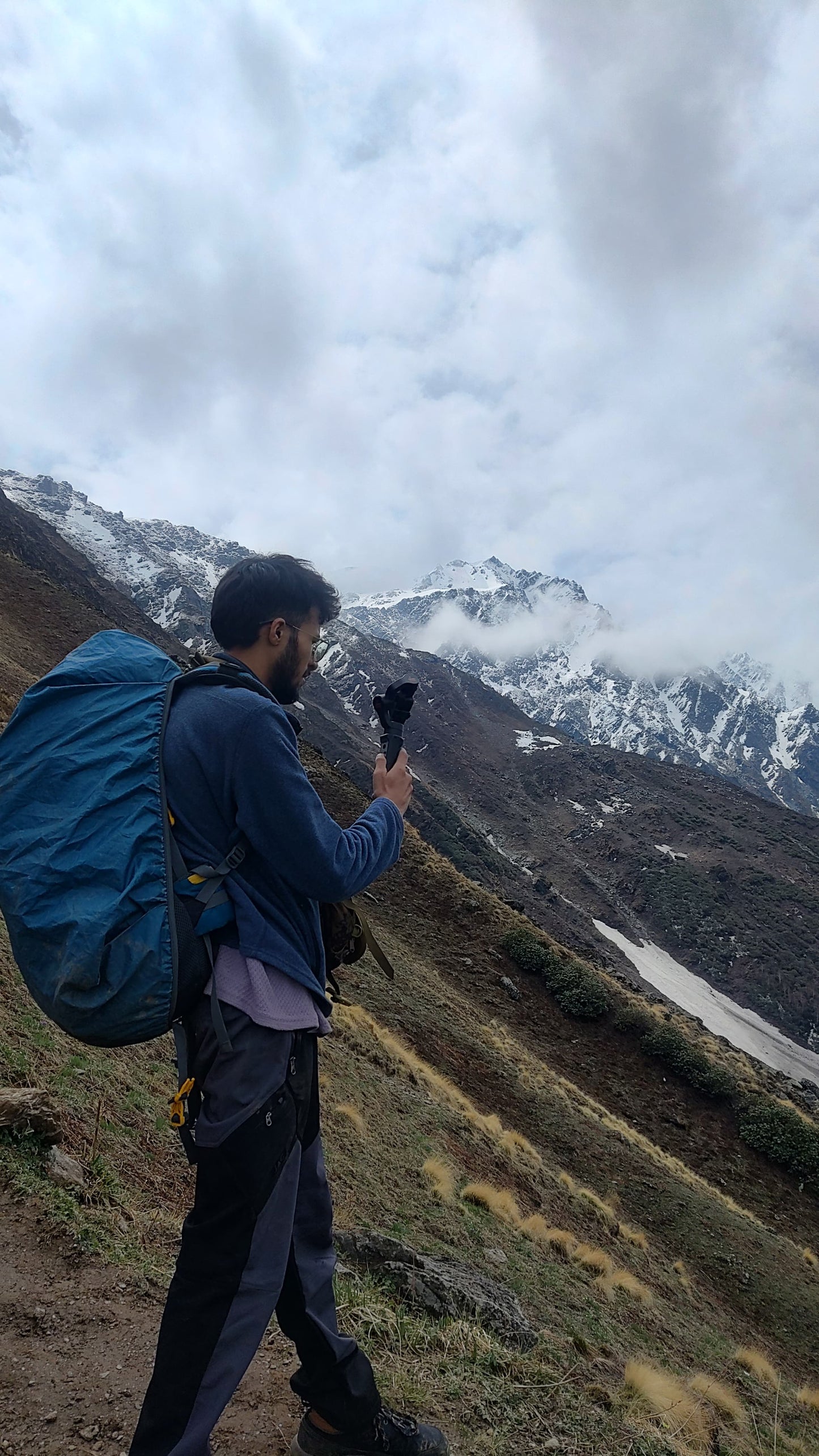 JAG Mt. Kailash Series Trekking & Hiking Pants | Snow Proof | Fleece Inside | Unisex Design | Bonded Fleeced Fabric | Snow Trekking Pants | Triple Layered Fabric | Black Grey