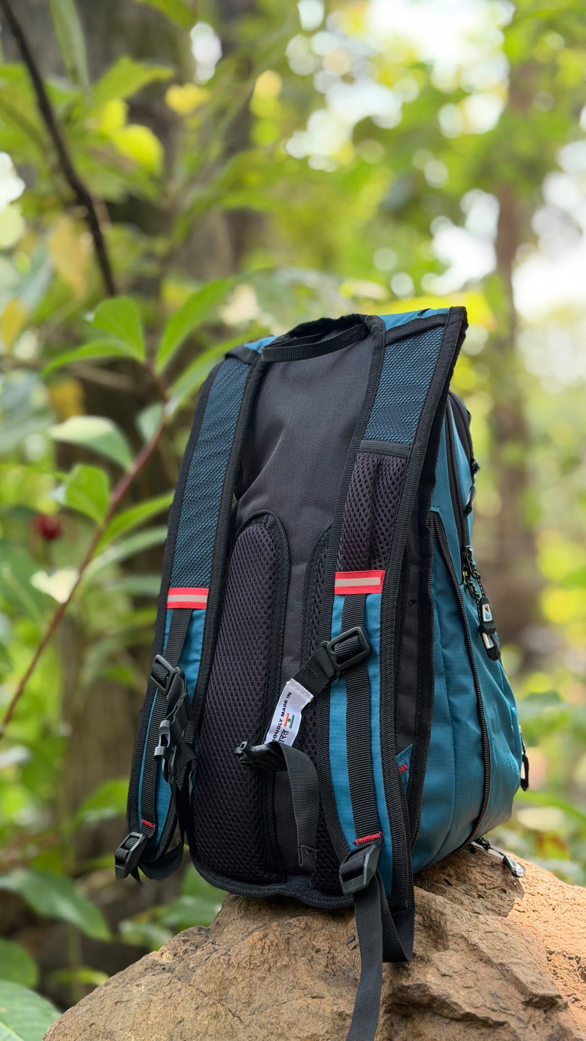 JAG Hydra 9L Hydration Bag and Backpack for Trail Running and Cycling | 9 Litres (Without Bladder)