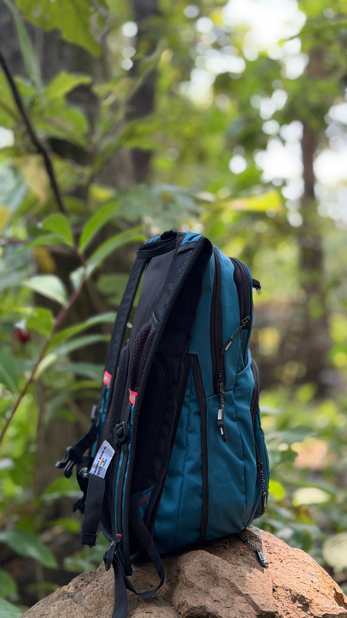 JAG Hydra 9L Hydration Bag and Backpack for Trail Running and Cycling | 9 Litres (Without Bladder)