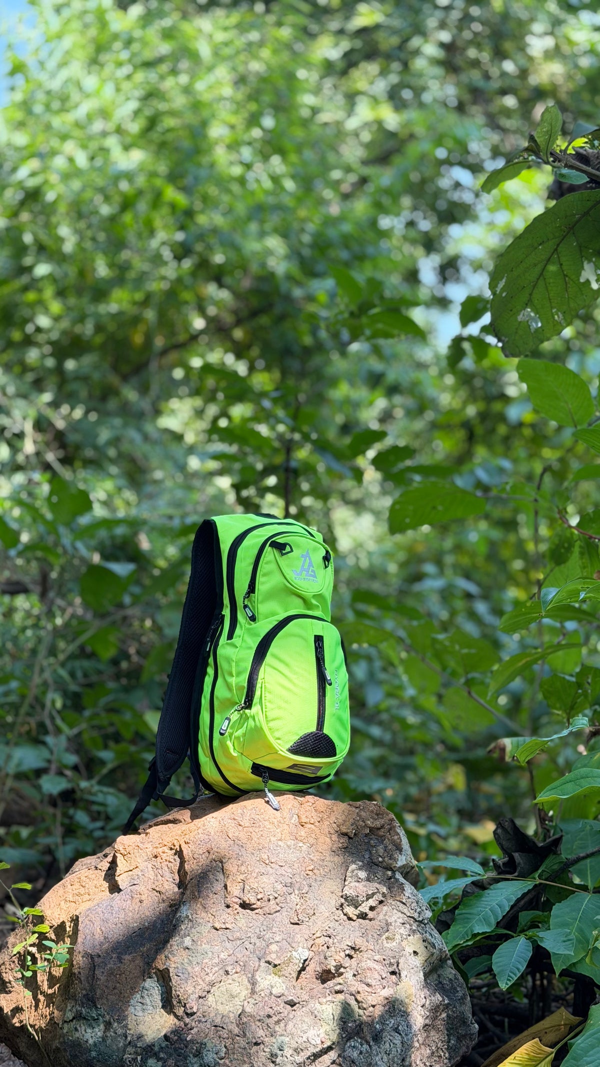 JAG Hydra 9L Hydration Bag and Backpack for Trail Running and Cycling | 9 Litres (Without Bladder)