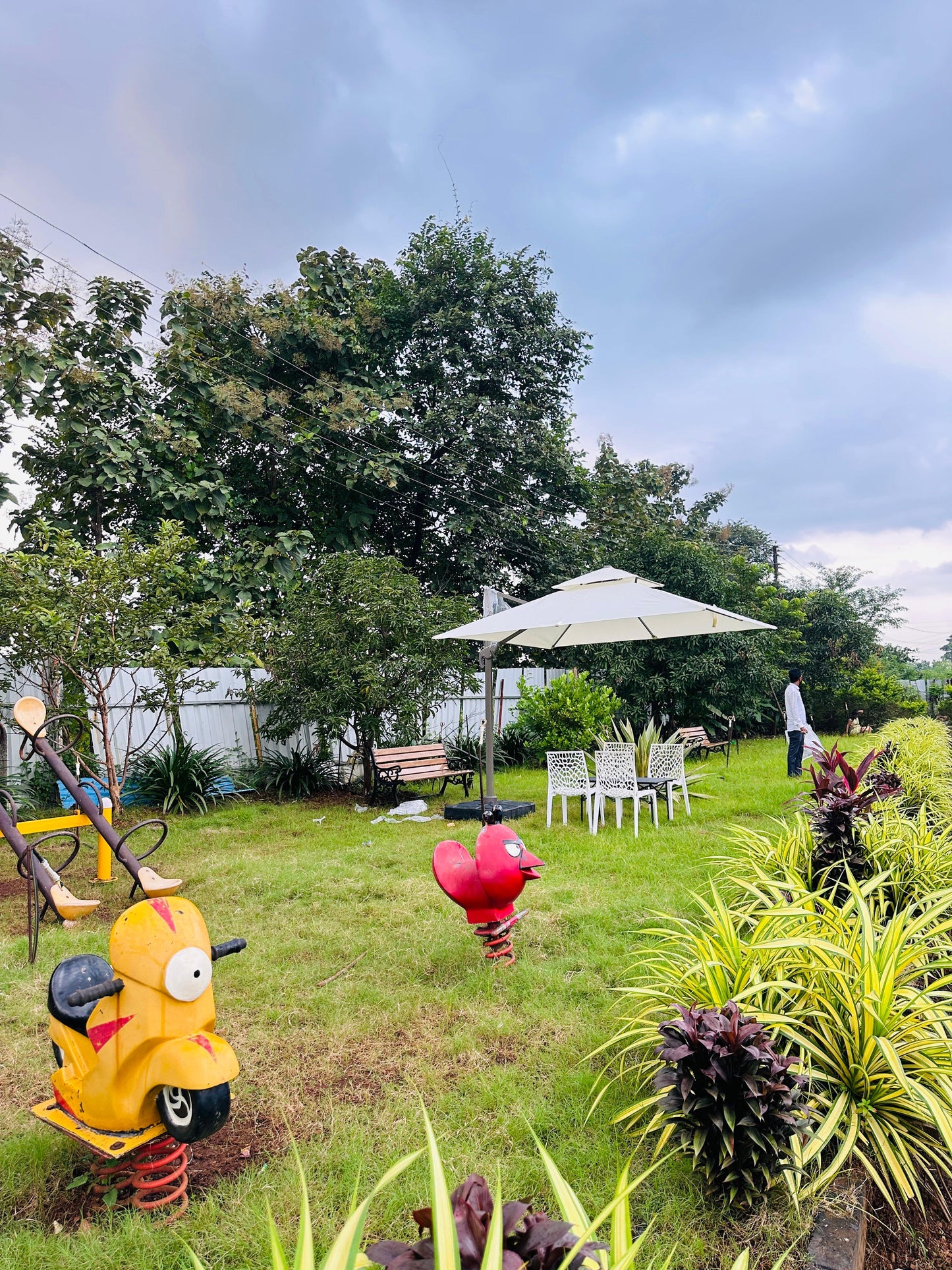 Luxury Side Pole Roman Umbrella | 360 Degrees Rotational | Water Base | 3.3 mtrs each side | Jumbo Size