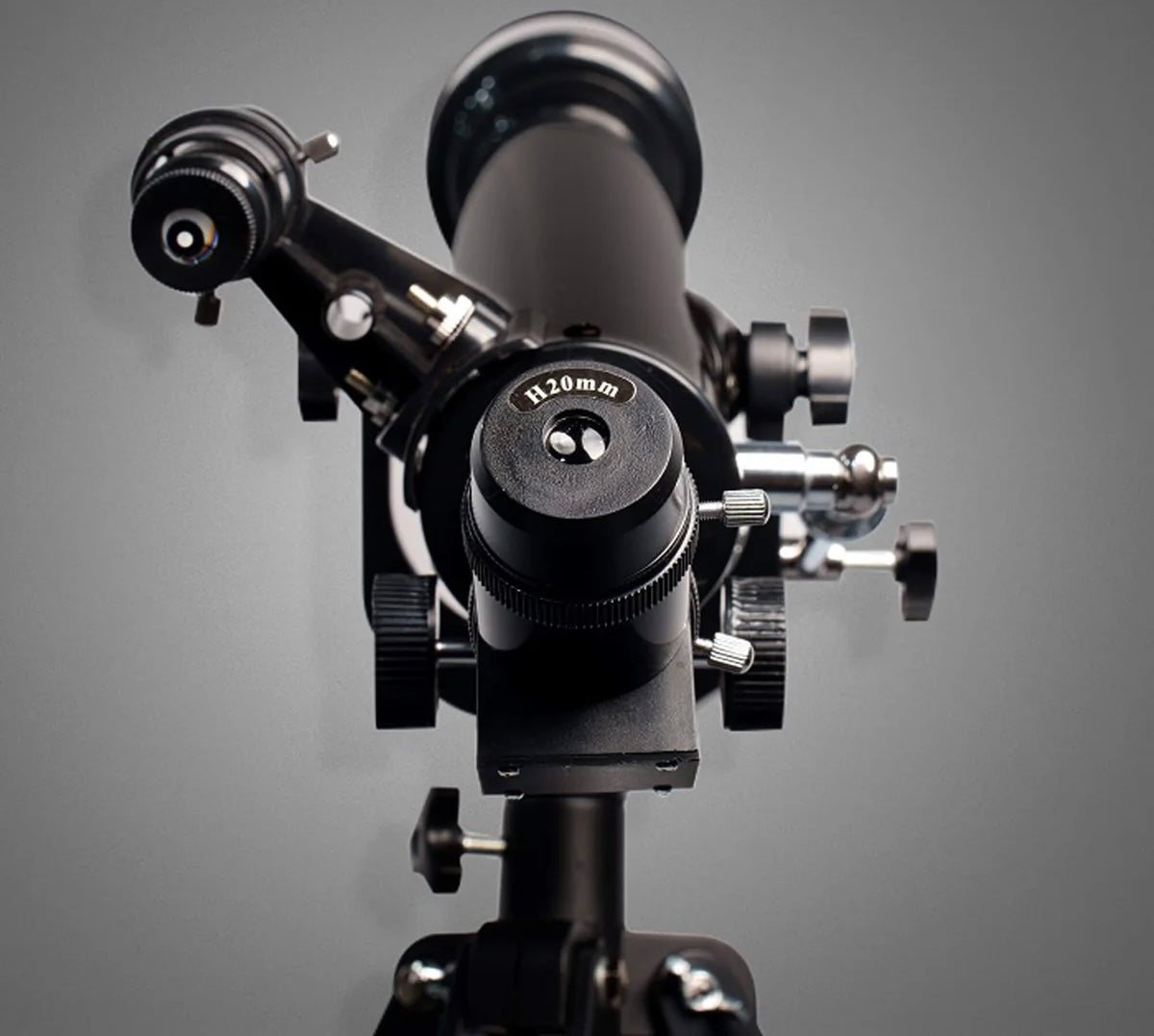 Phoenix Refractor Telescope | Magnification 175X | Resolution 2.31 Arc Second