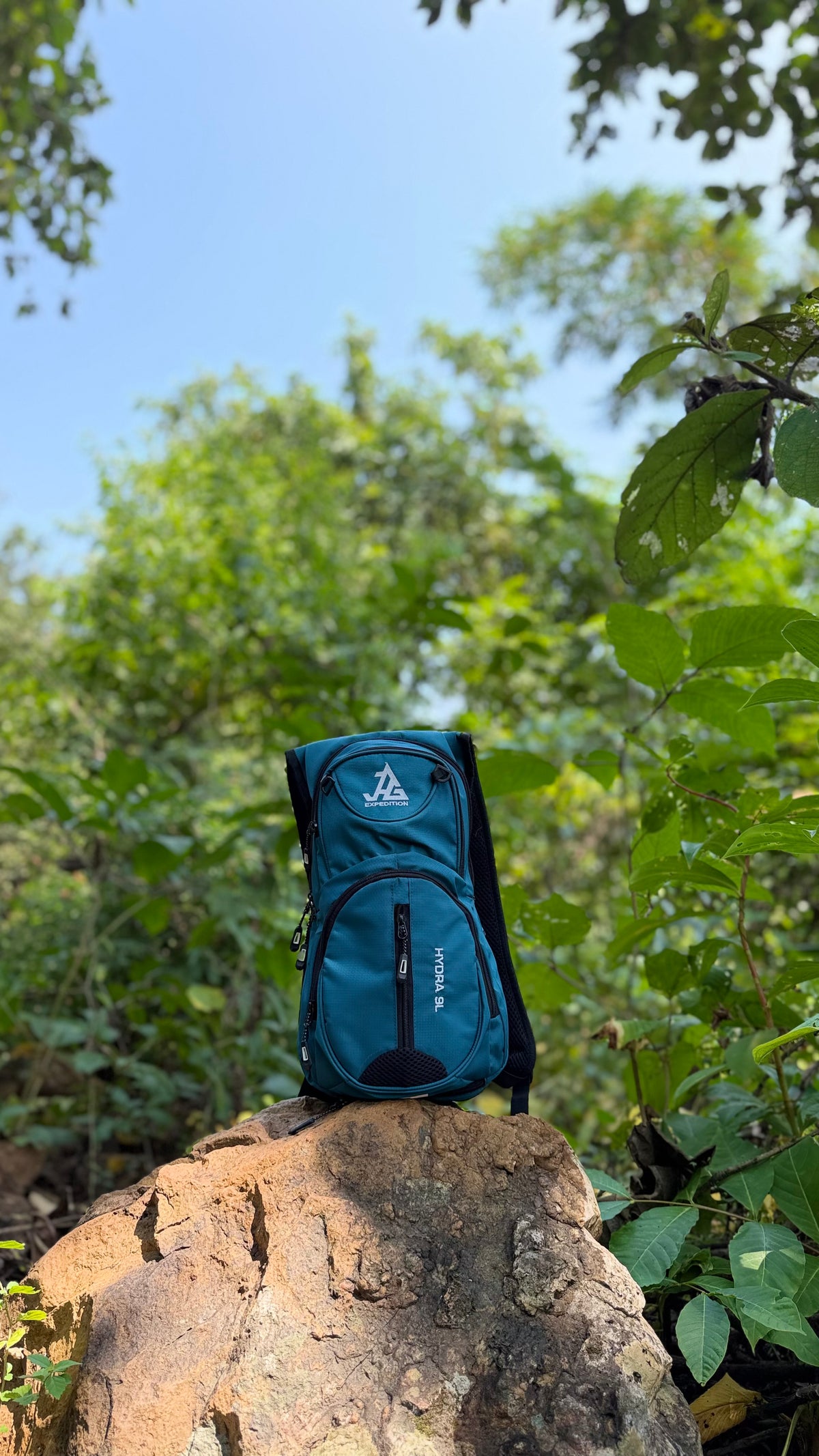 JAG Hydra 9L Hydration Bag and Backpack for Trail Running and Cycling | 9 Litres (Without Bladder)