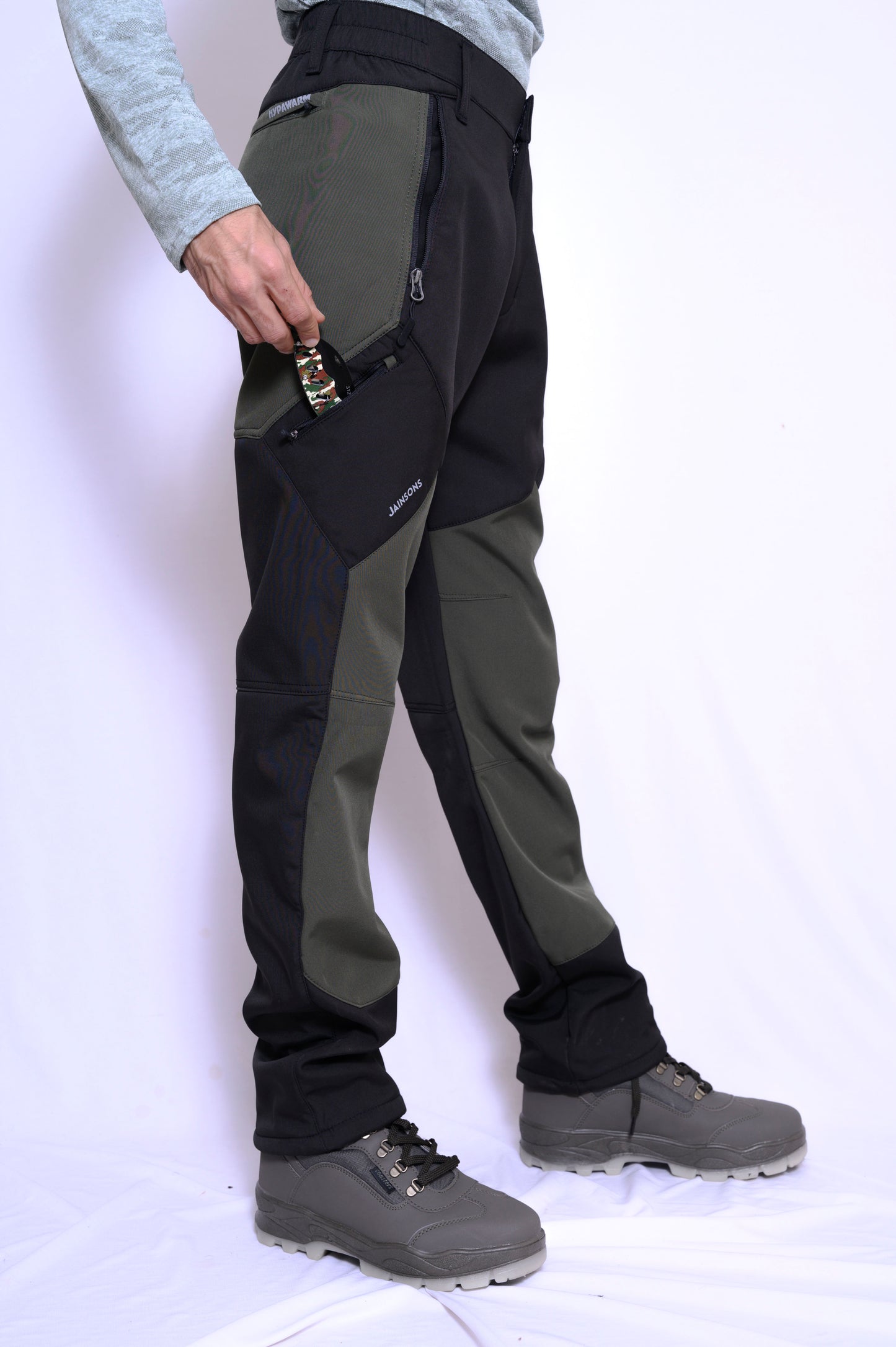 JAG Mt. Kailash Series Trekking & Hiking Pants | Snow Proof | Fleece Inside | Unisex Design | Bonded Fleeced Fabric | Snow Trekking Pants | Triple Layered Fabric | Black Grey