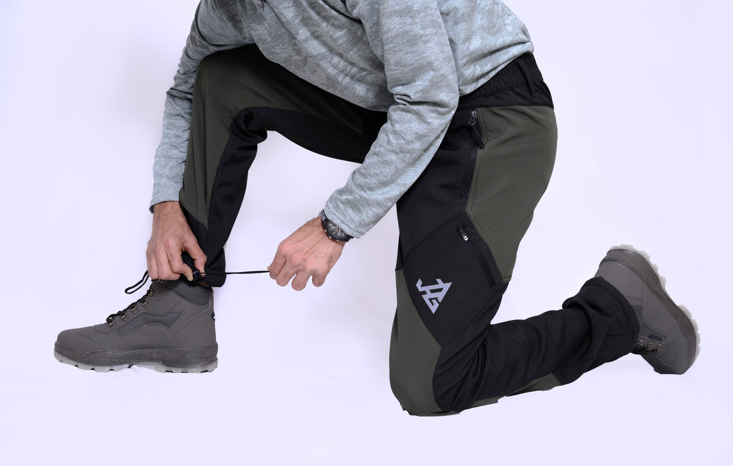 JAG Mt. Kailash Series Trekking & Hiking Pants | Snow Proof | Fleece Inside | Unisex Design | Bonded Fleeced Fabric | Snow Trekking Pants | Triple Layered Fabric | Black Grey