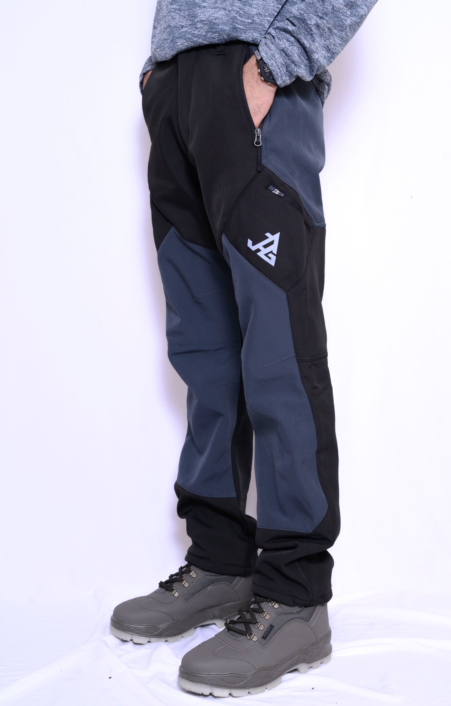 JAG Mt. Kailash Series Trekking & Hiking Pants | Snow Proof | Fleece Inside | Unisex Design | Bonded Fleeced Fabric | Snow Trekking Pants | Triple Layered Fabric | Black Grey