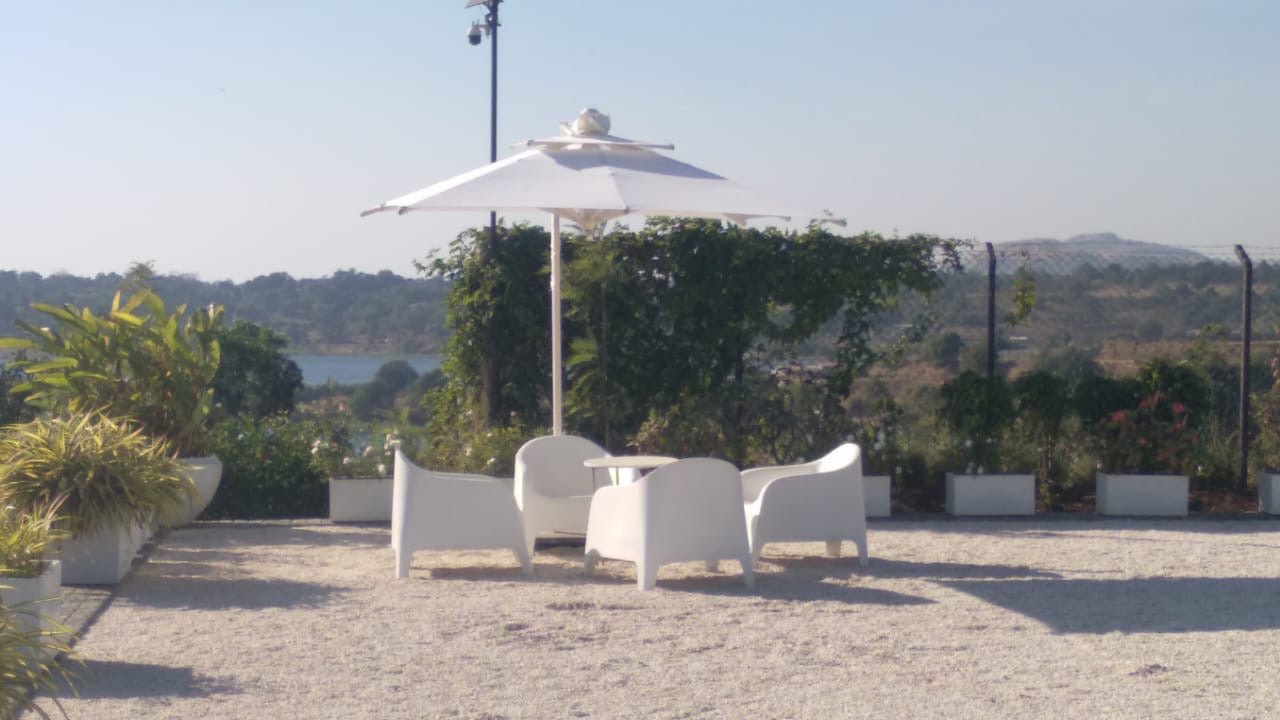 JS Santorini Ultra Premium Luxury Umbrella | Outdoor Umbrella | Made in Bharat | Square Side Pole - Image 2